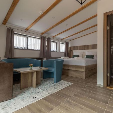 Verdi Rooms Visoko Exteriér fotografie