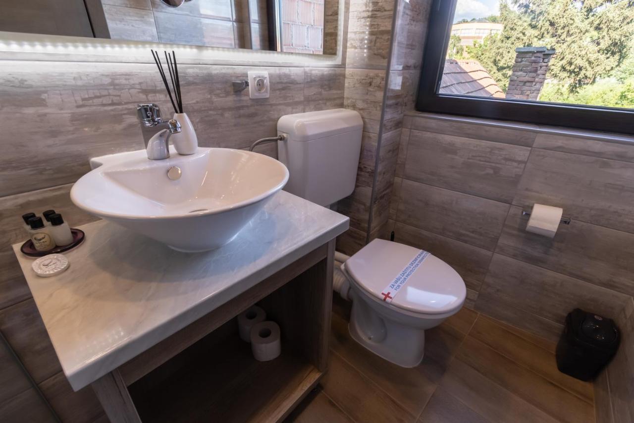 Verdi Rooms Visoko Exteriér fotografie